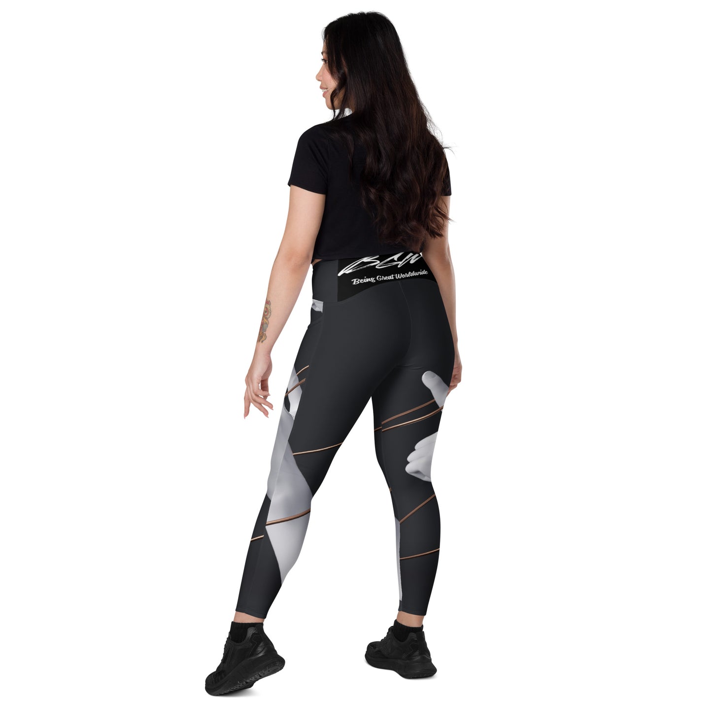 Crossover leggings with pockets